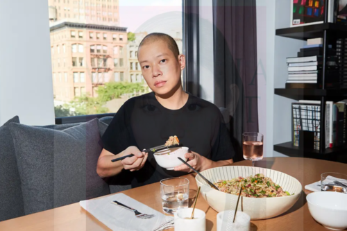 Jason Wu: Энэ зун улаан уруул, будаагүй мэт будалт зонхилно